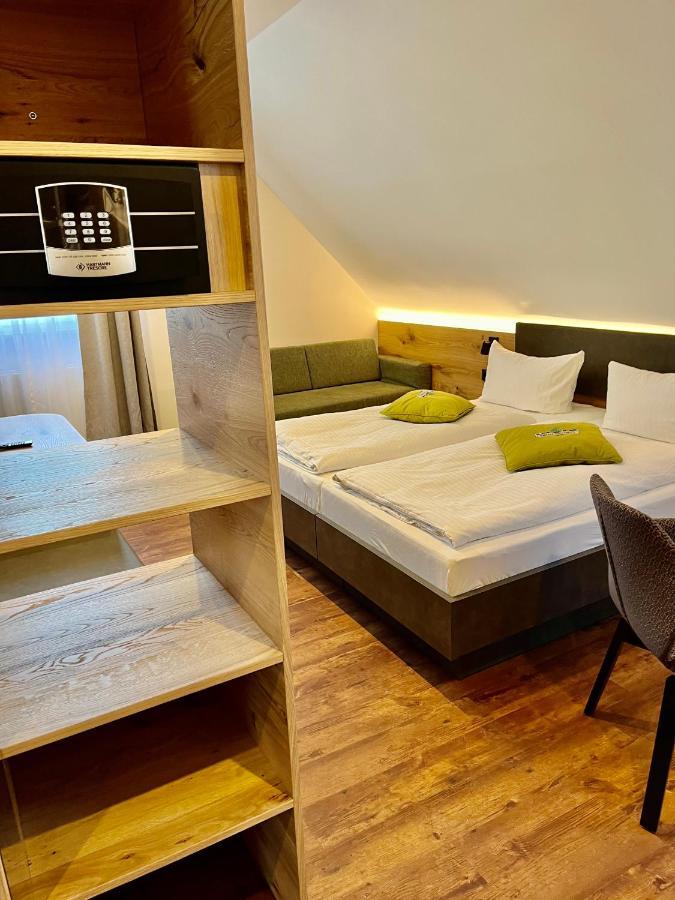 Hotel Gasthof Metzgerei Drei Linden فولدا المظهر الخارجي الصورة