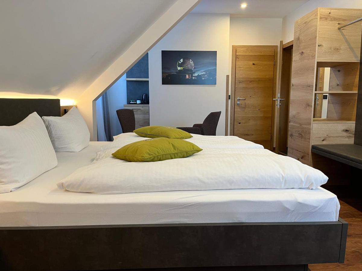 Hotel Gasthof Metzgerei Drei Linden فولدا المظهر الخارجي الصورة