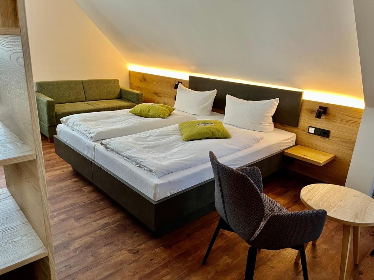 Hotel Gasthof Metzgerei Drei Linden فولدا المظهر الخارجي الصورة