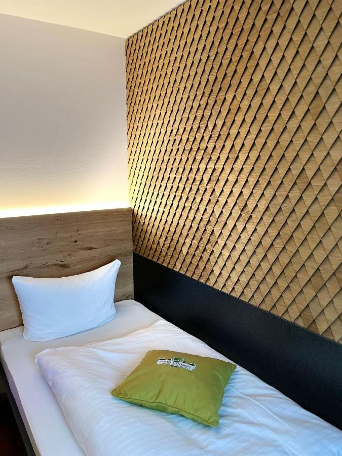 Hotel Gasthof Metzgerei Drei Linden فولدا المظهر الخارجي الصورة