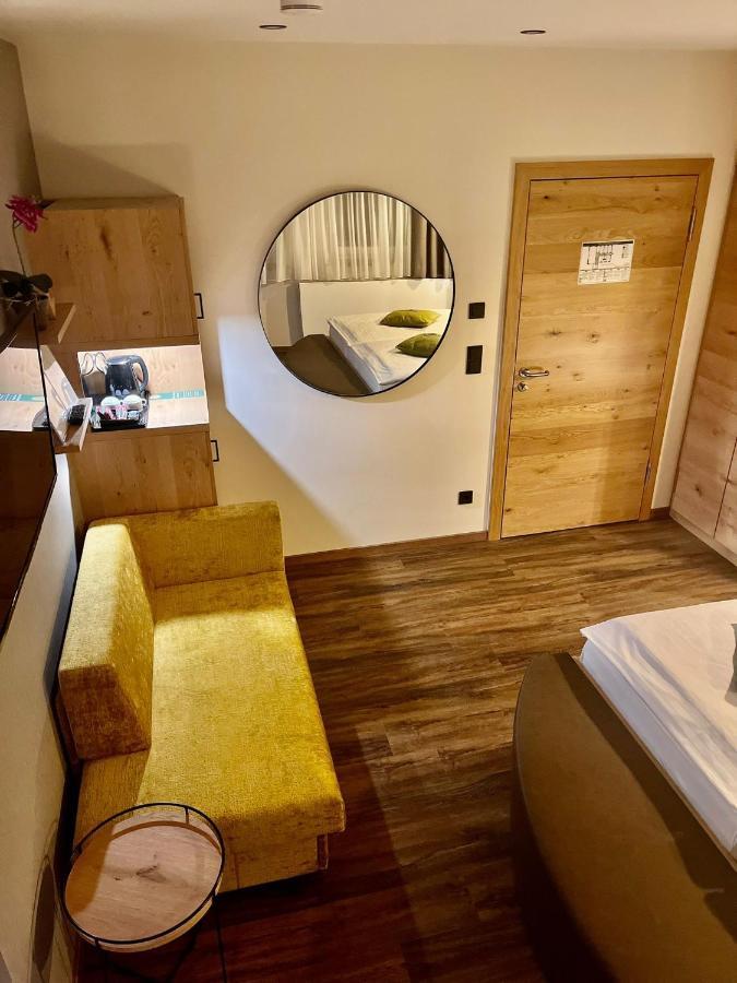 Hotel Gasthof Metzgerei Drei Linden فولدا المظهر الخارجي الصورة