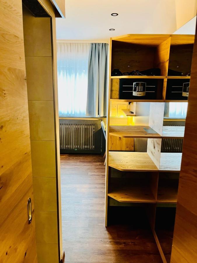 Hotel Gasthof Metzgerei Drei Linden فولدا المظهر الخارجي الصورة