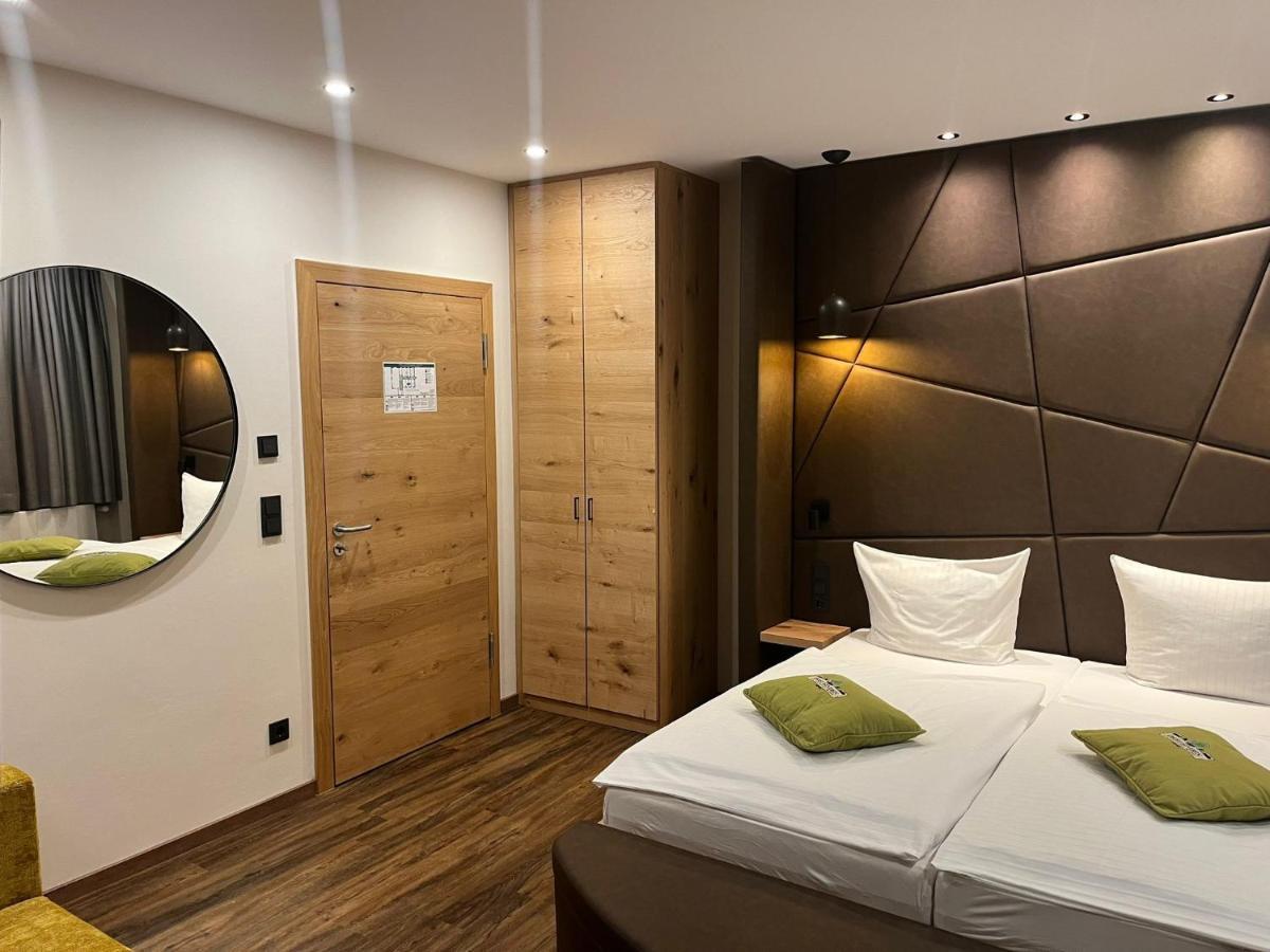Hotel Gasthof Metzgerei Drei Linden فولدا المظهر الخارجي الصورة