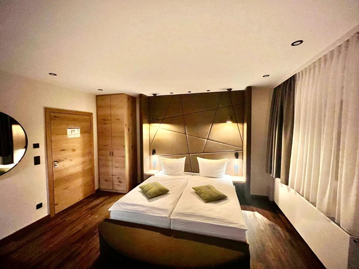 Hotel Gasthof Metzgerei Drei Linden فولدا المظهر الخارجي الصورة