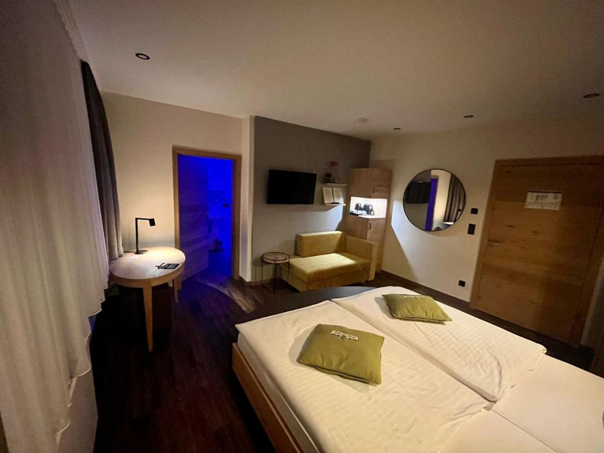 Hotel Gasthof Metzgerei Drei Linden فولدا المظهر الخارجي الصورة