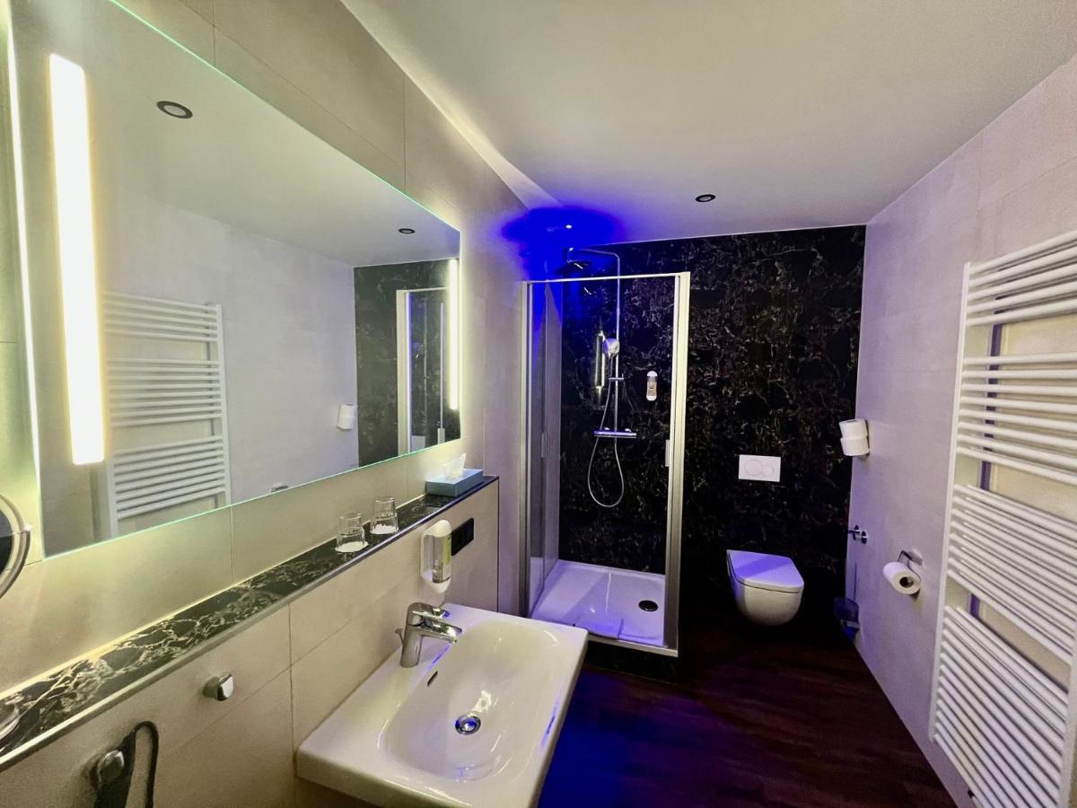 Hotel Gasthof Metzgerei Drei Linden فولدا المظهر الخارجي الصورة